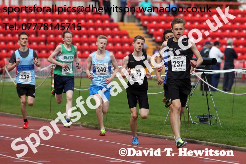 Boys under-15s, North East Track and Field Champs., Gateshead. Photo: David T. Hewitson/Sports for All Pics